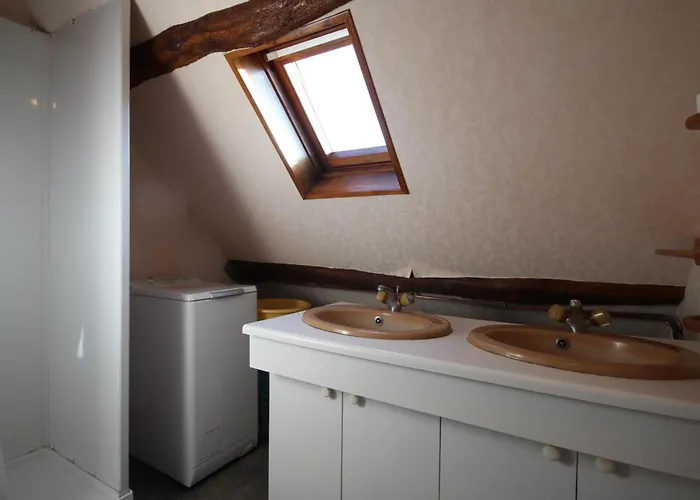 Σπίτι διακοπών Maison Ancienne Restauree Avec Poele A Bois Et Animaux Admis - Fr-1-497-15 Champsecret