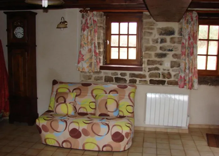 Maison Ancienne Restauree Avec Poele A Bois Et Animaux Admis - Fr-1-497-15
